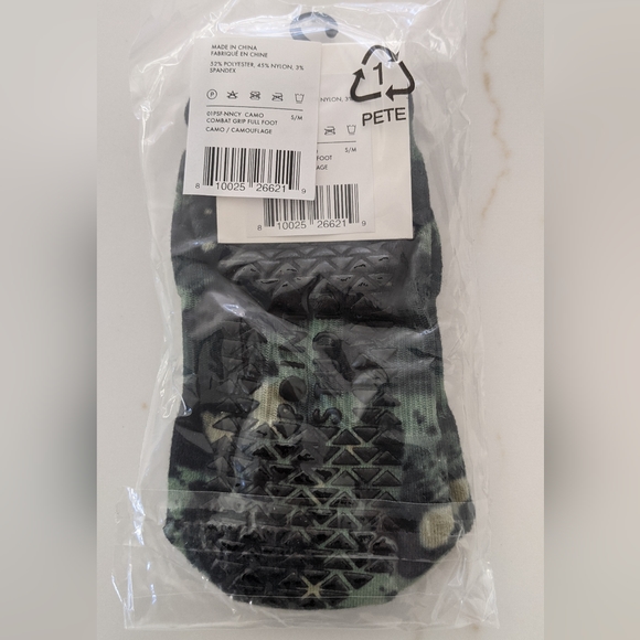 Pointe Studio Active Grip Sock - Picture 3 of 3